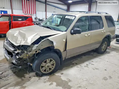 4M2ZU86K43UJ19695 — 2003 Mercury Mountaineer, Передняя часть, фото до ремонта