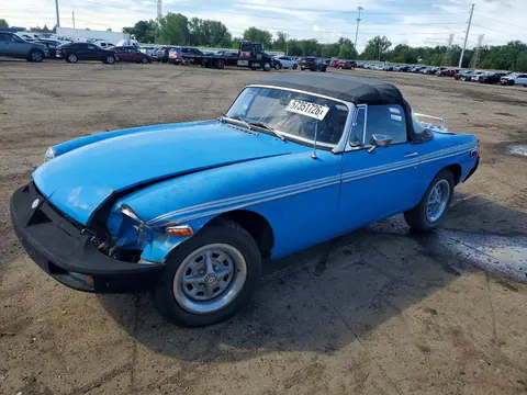 GHN5UL472427G — 1979 MG MGB Convertible, Передняя часть (Front End), фото до ремонта