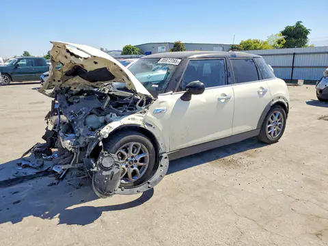 WMWXU3C55F2B56205 — 2015 MINI Cooper, Передняя часть (Front End), фото до ремонта