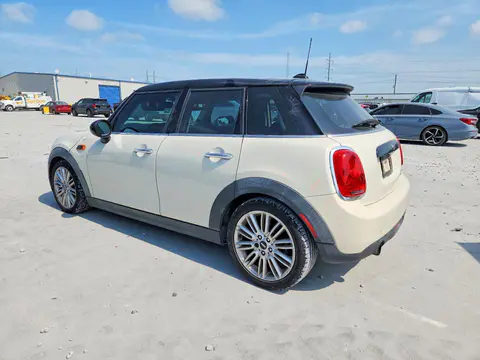 2016 MINI COOPER VIN WMWXU1C55G2D11258 фото 2