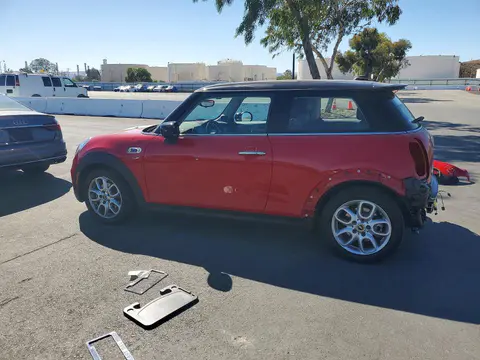 2021 Mini Cooper VIN WMWXP3C05M2N34089 фото 2