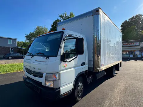JL6BNG1A7FK001225 — 2015 Mitsubishi Fuso Truck Of America Inc FE, Мелкие вмятины и царапины (Minor Dent/Scratches), фото до ремонта