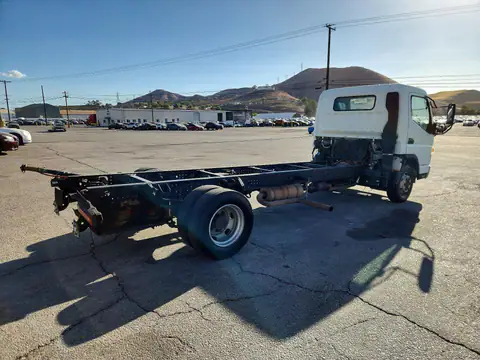 2019 MITSUBISHI FUSO TRUCK OF AMERICA INC FE VIN 4UZBVH110KGKR9608 фото 3