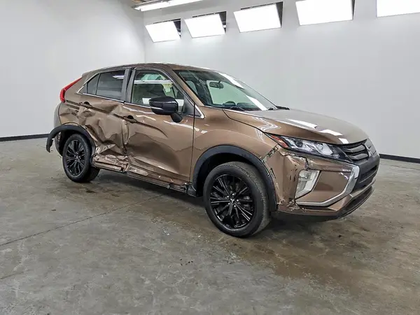 JA4AT4AA2KZ020916 — 2019 Mitsubishi Eclipse Cross, фото 4 с аукциона Copart 01.10.2026, Повреждение рамы