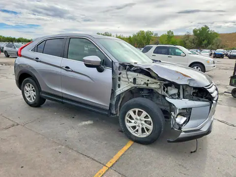 JA4AT3AA6KZ038149 — 2019 Mitsubishi Eclipse Cross, фото 4 с аукциона Copart 30.09.2026, Передняя часть