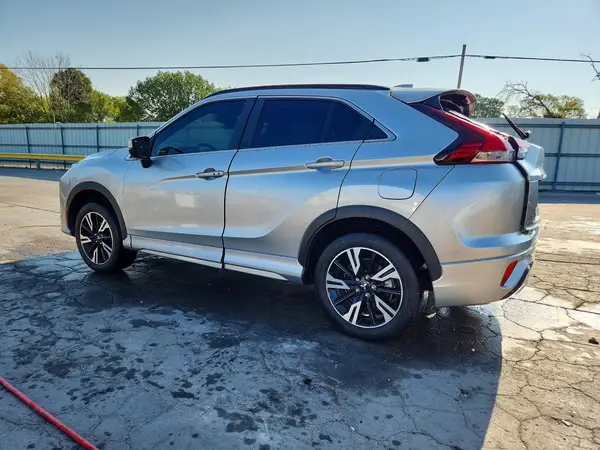 2023 MITSUBISHI ECLIPSE CROSS VIN JA4ATWAA6PZ026320 фото 2