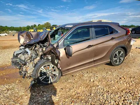 JA4ATWAA5RZ012086 — 2024 Mitsubishi Eclipse Cross, Передняя часть (Front End), фото до ремонта