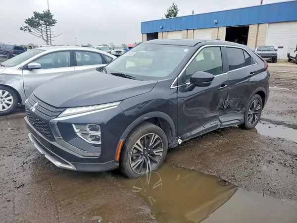 JA4ATWAA8RZ000885 — 2024 Mitsubishi Eclipse Cross, Боковая часть (Side), фото до ремонта
