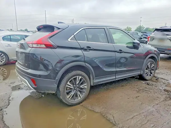 JA4ATWAA8RZ000885 — 2024 Mitsubishi Eclipse Cross, фото 3 с аукциона Copart, Боковая часть