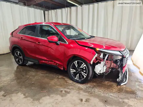 JA4ATWAA3TZ013437 — 2026 Mitsubishi Eclipse Cross, фото 4 с аукциона Copart 19.10.2026, Боковая часть