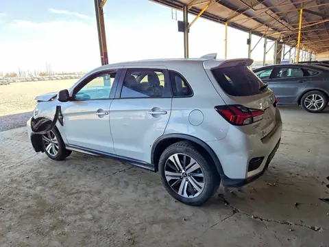 2022 Mitsubishi OUTLANDER SPORT VIN JA4APUAU7NU014318 фото 2