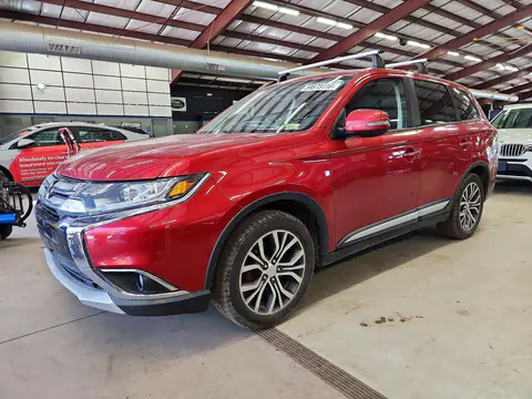 JA4AZ3A30GZ064219 — 2016 Mitsubishi Outlander, Мелкие вмятины и царапины (Minor Dent/Scratches), фото до ремонта