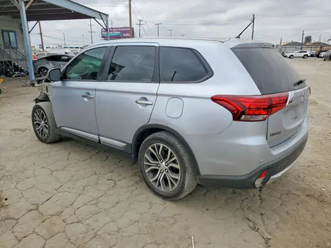 2016 Mitsubishi Outlander VIN JA4AD3A33GZ019127 фото 2