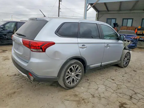 2016 Mitsubishi Outlander VIN JA4AD3A33GZ019127 фото 3
