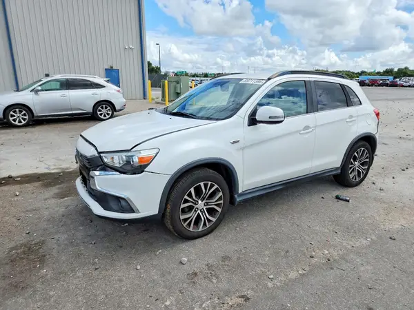 JA4AP4AWXGZ033985 — 2016 Mitsubishi Outlander, Передняя часть (Front End), фото до ремонта