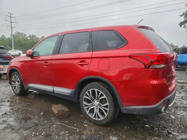 JA4AD3A33GZ013800 — 2016 Mitsubishi Outlander, фото 2 с аукциона Copart, Мелкие вмятины и царапины