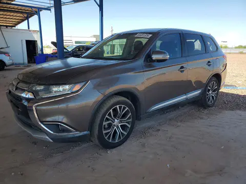 JA4AD3A39HZ039464 — 2017 Mitsubishi Outlander, Задняя часть (Rear End), фото до ремонта