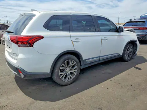 2017 Mitsubishi Outlander VIN JA4AD3A37HZ041844 фото 3