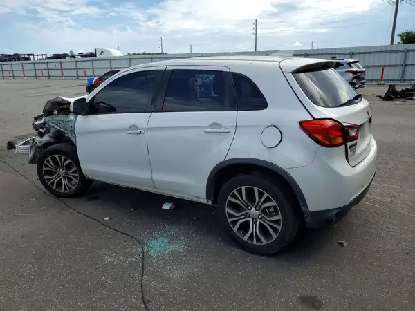 JA4AP3AU5HZ020524 — 2017 Mitsubishi Outlander, фото 2 с аукциона Copart, Передняя часть