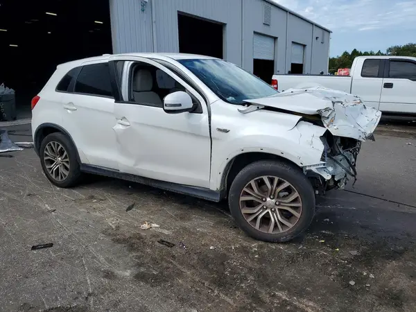 JA4AP3AU5HZ020524 — 2017 Mitsubishi Outlander, фото 4 с аукциона Copart, Передняя часть