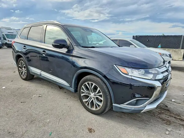 JA4AD3A36HZ061017 — 2017 Mitsubishi Outlander, фото 4 с аукциона Copart 08.10.2026, Передняя часть