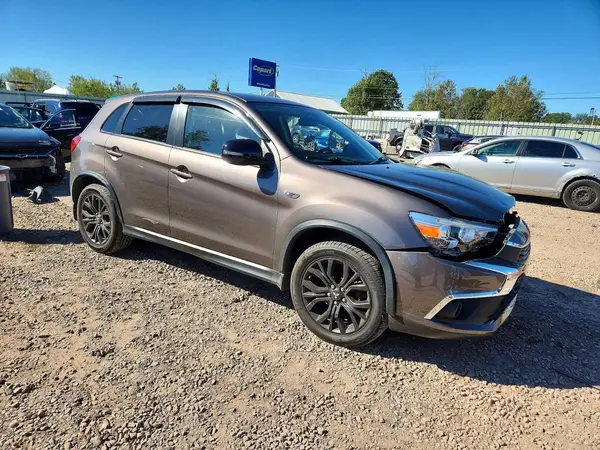 JA4AR3AU2HZ054057 — 2017 Mitsubishi Outlander, фото 4 с аукциона Copart 28.09.2026, Передняя часть
