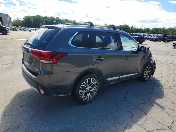 JA4JZ4AX4HZ020069 — 2017 Mitsubishi Outlander, фото 3 с аукциона Copart 01.10.2026, Передняя часть