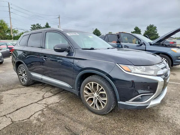 JA4JZ4AX5HZ015432 — 2017 Mitsubishi Outlander, фото 4 с аукциона Copart, Мелкие вмятины и царапины