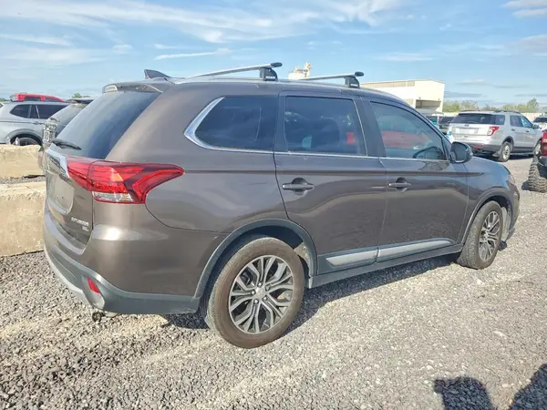 JA4AD3A37HZ051659 — 2017 Mitsubishi Outlander, фото 3 с аукциона Copart 08.10.2026, Ходовая часть