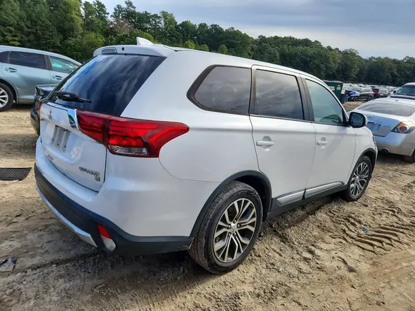2017 MITSUBISHI OUTLANDER VIN JA4AD3A30HZ008233 фото 3