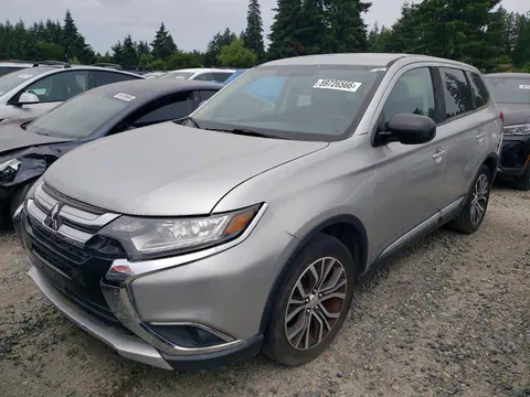 JA4AD2A35JJ004211 — 2018 Mitsubishi Outlander, Задняя часть (Rear End), фото до ремонта
