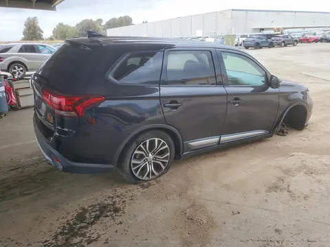 2018 Mitsubishi Outlander VIN JA4AZ3A3XJZ043028 фото 3