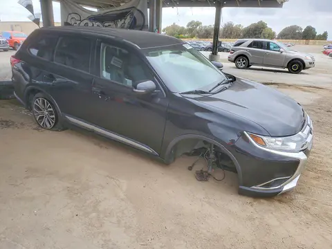 2018 Mitsubishi Outlander VIN JA4AZ3A3XJZ043028 фото 4