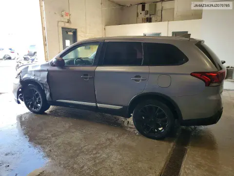 2018 Mitsubishi Outlander Se VIN JA4AZ3A39JZ070785 фото 2