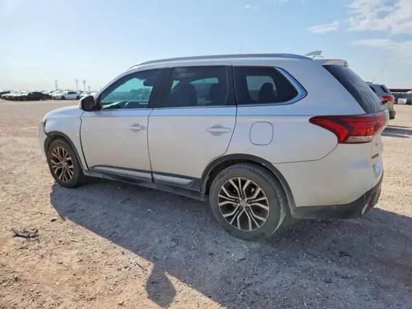 JA4AD3A37JZ046144 — 2018 Mitsubishi Outlander, фото 2 с аукциона Copart 14.10.2026, Передняя часть