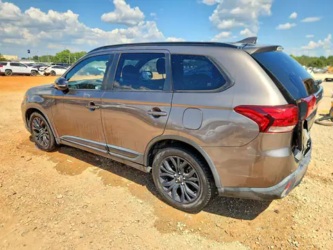 JA4AD3A33JZ019572 — 2018 Mitsubishi Outlander, фото 2 с аукциона Copart 14.10.2026, Задняя часть