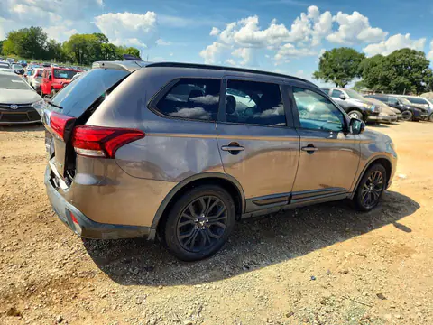 JA4AD3A33JZ019572 — 2018 Mitsubishi Outlander, фото 3 с аукциона Copart 14.10.2026, Задняя часть