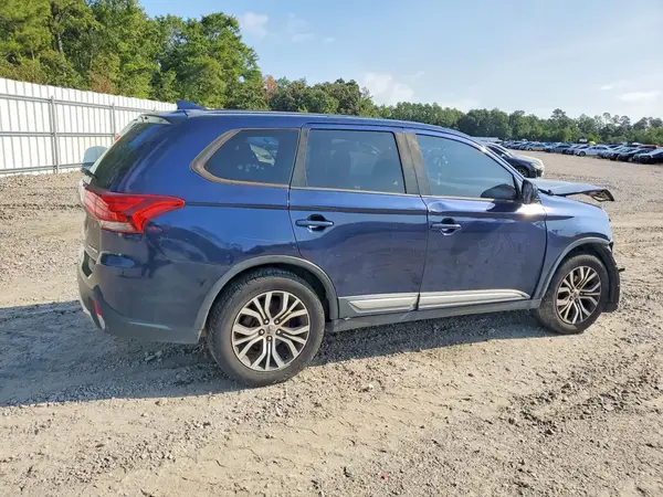 JA4AD2A35JZ054933 — 2018 Mitsubishi Outlander, фото 3 с аукциона Copart, Передняя часть