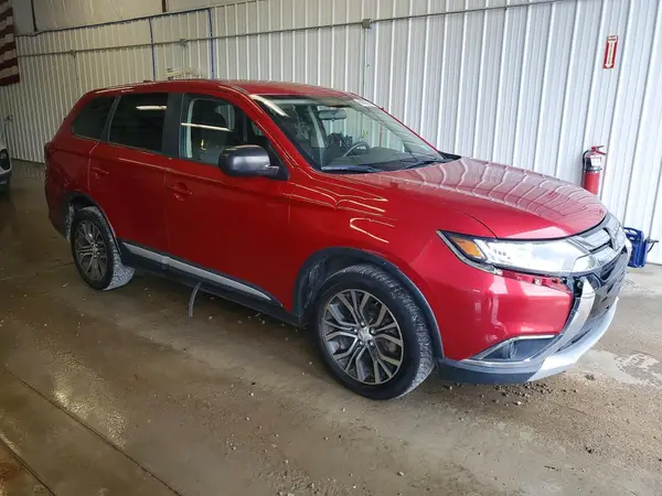 JA4AZ3A33JZ036356 — 2018 Mitsubishi Outlander, фото 4 с аукциона Copart 08.10.2026, Естественный износ