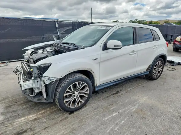 JA4AP3AW2JU024664 — 2018 Mitsubishi Outlander, Передняя часть (Front End), фото до ремонта