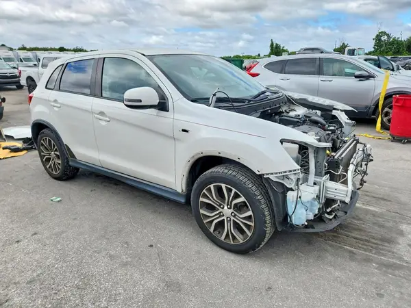 2018 MITSUBISHI OUTLANDER VIN JA4AP3AW2JU024664 фото 4