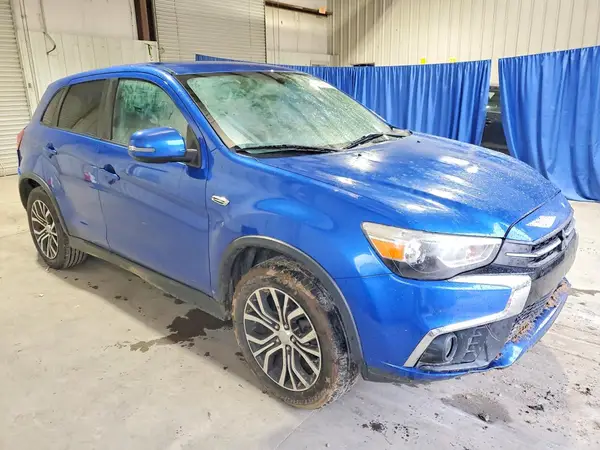 JA4AP3AU2JU004008 — 2018 Mitsubishi Outlander, фото 4 с аукциона Copart, Подтопление