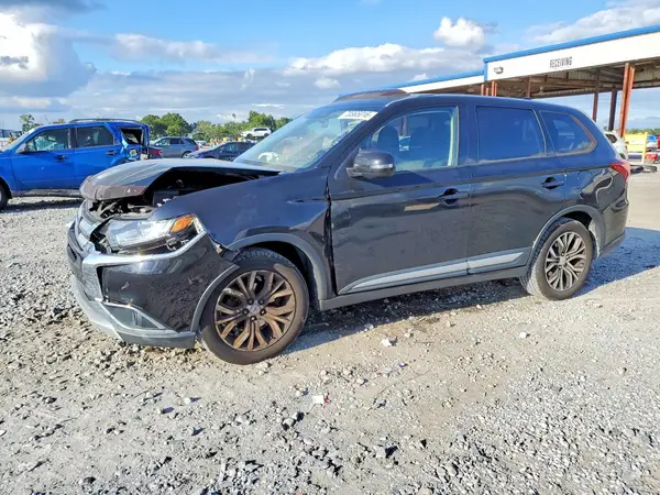 JA4AD3A38JZ069626 — 2018 Mitsubishi Outlander, Передняя часть (Front End), фото до ремонта