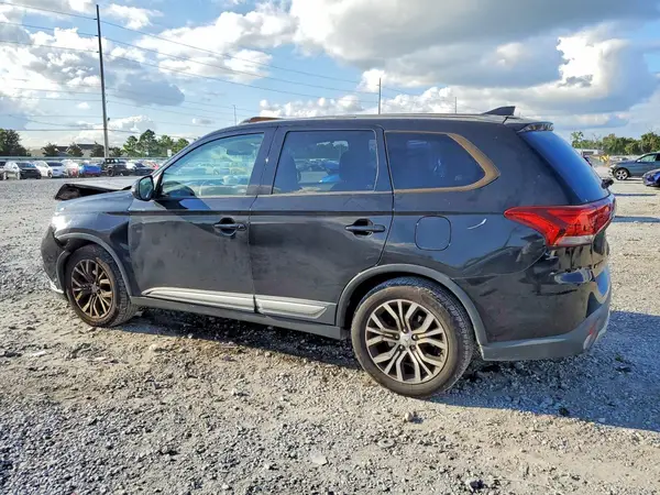 JA4AD3A38JZ069626 — 2018 Mitsubishi Outlander, фото 2 с аукциона Copart, Передняя часть