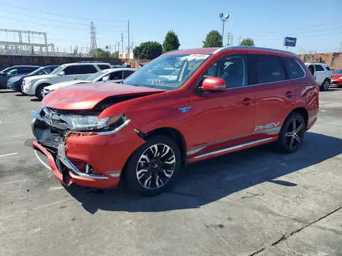 JA4J24A50JZ060223 — 2018 Mitsubishi Outlander, Передняя часть (Front End), фото до ремонта