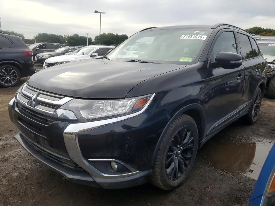 2018 Mitsubishi Outlander VIN JA4AZ3A32JZ049597 фото 1