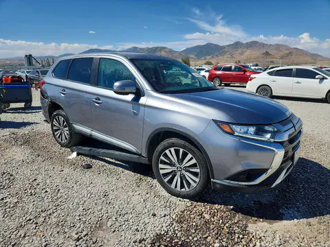 2019 Mitsubishi Outlander VIN JA4AZ3A39KZ046861 фото 4