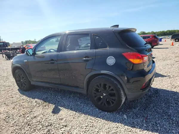 JA4AP3AU5KU009110 — 2019 Mitsubishi Outlander, фото 2 с аукциона Copart 13.10.2026, Мелкие вмятины и царапины