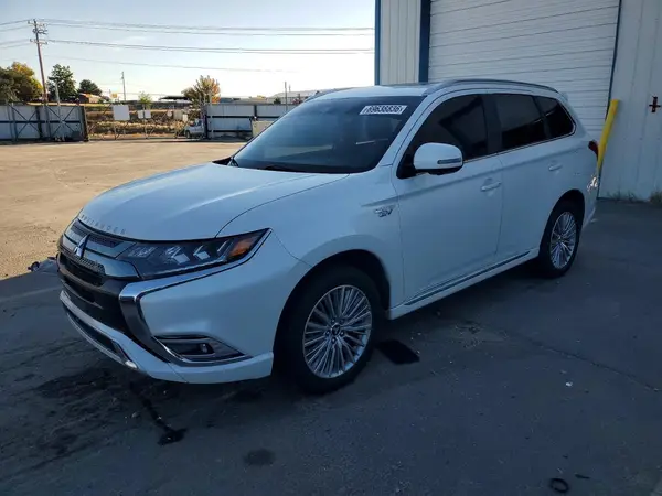JA4J24A58KZ052503 — 2019 Mitsubishi Outlander, Передняя часть (Front End), фото до ремонта
