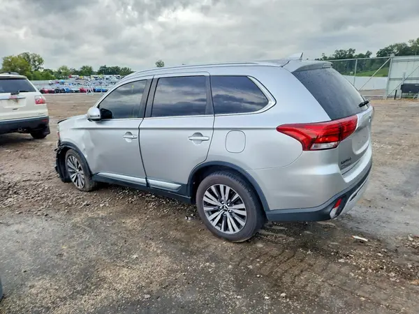 JA4AZ3A35KJ001463 — 2019 Mitsubishi Outlander, фото 2 с аукциона Copart, Передняя часть